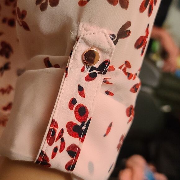 Candies Light Pink Long Sleeve Floral Button Up - Picture 7 of 8